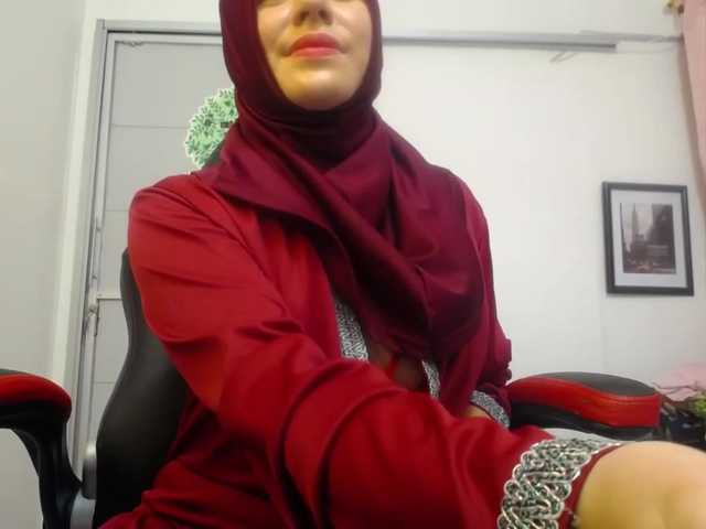 Screenshot di trasmissione BushraBurhan