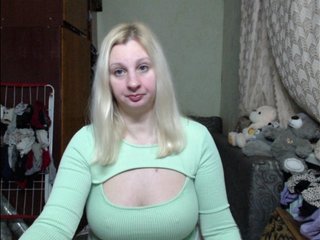 Chat video erotica BustyBlondy