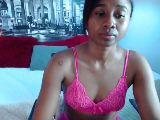 Screenshot di trasmissione CarolinnHub