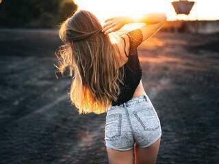 Chat video erotica chadee-charm