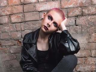 Chat video erotica chainmailgirl