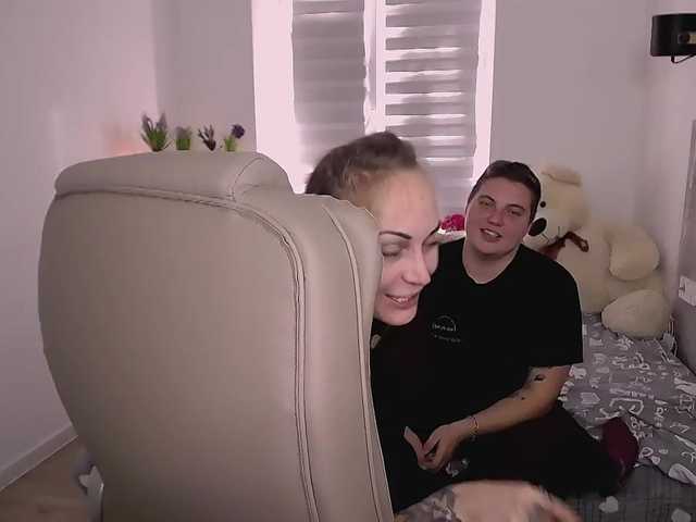 Screenshot di trasmissione Chery-n-Nana