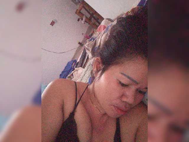 Screenshot di trasmissione Clingyhotbaby