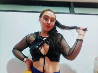 Chat video erotica Conny-Ass