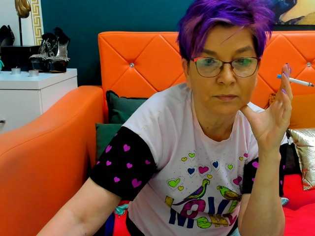 Screenshot di trasmissione cornycamelia