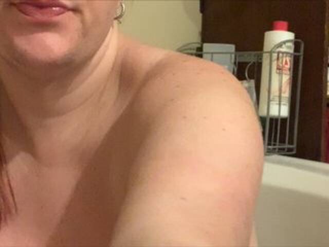 Screenshot di trasmissione CrvyCntryScrt