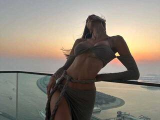 Chat video erotica Cum4Lydia