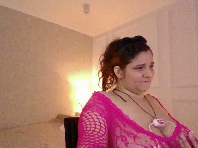 Screenshot di trasmissione curvy69
