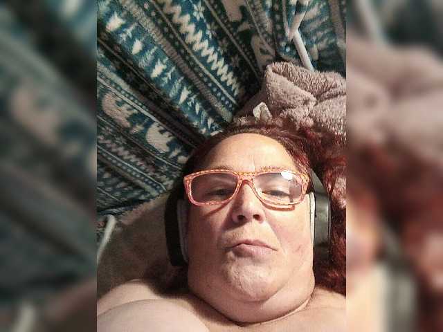 Screenshot di trasmissione CurvyMeg