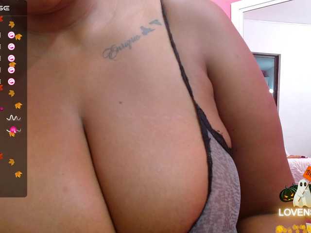 Screenshot di trasmissione curvymommyy