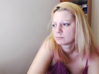 Fotografie BeautyMilf Hello, welcome to my room ! join private, let's meet better and have fun!