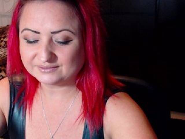 Screenshot di trasmissione KinkyDomina