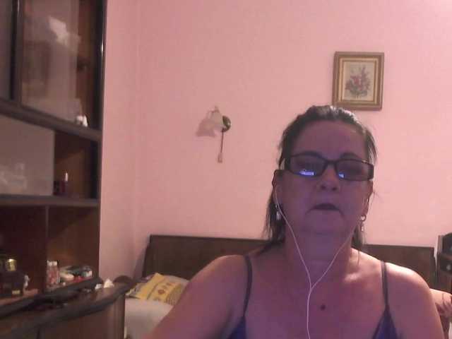 Screenshot di trasmissione DelicateMilf69
