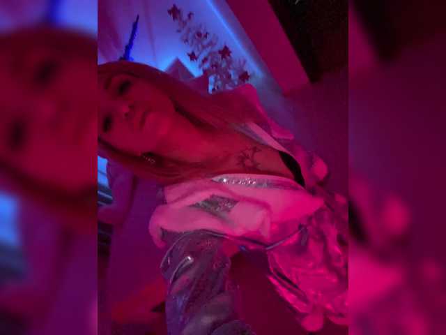 Screenshot di trasmissione Demon-Girl