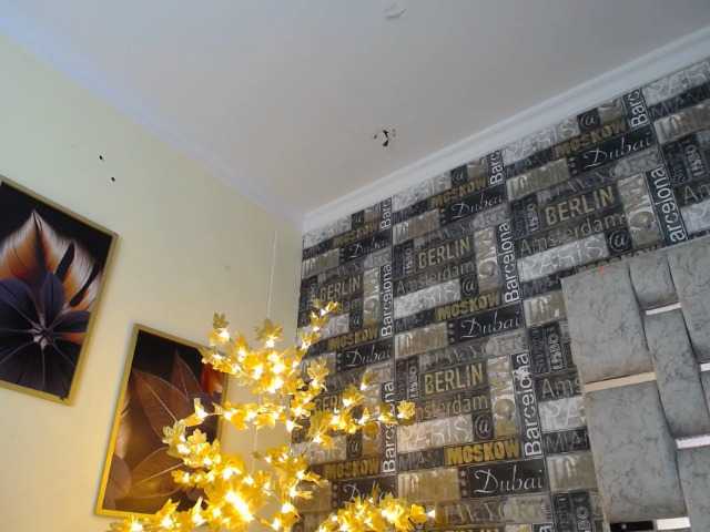 Screenshot di trasmissione DEVANY-REY