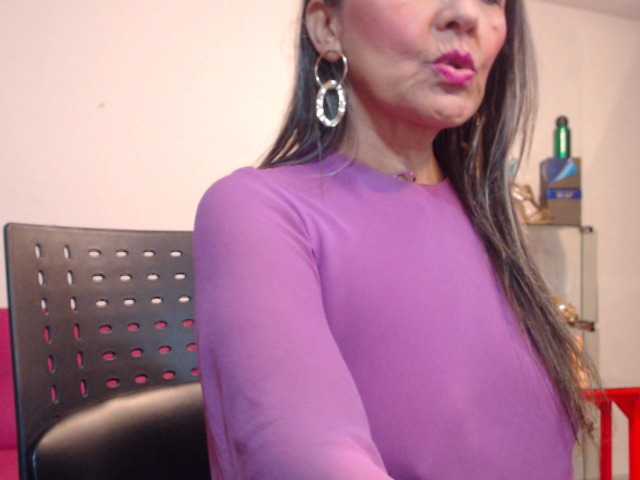 Screenshot di trasmissione SquirtNstyGrl