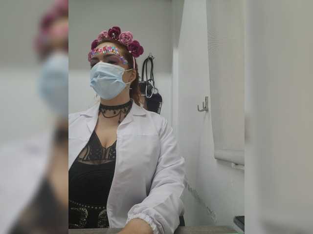 Fotografie Doctora-Danna Working us Doctor... BETWEEN PATIENTS we can do all my menu...write me pm what would u like to see... fuck us hard¡¡¡¡