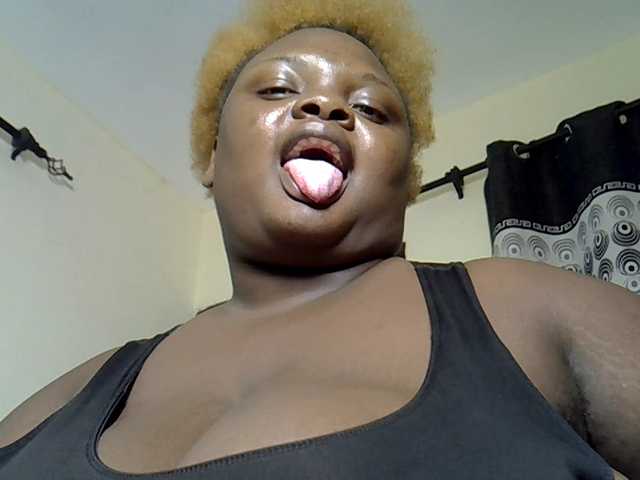Foto del profilo bigtittymama45