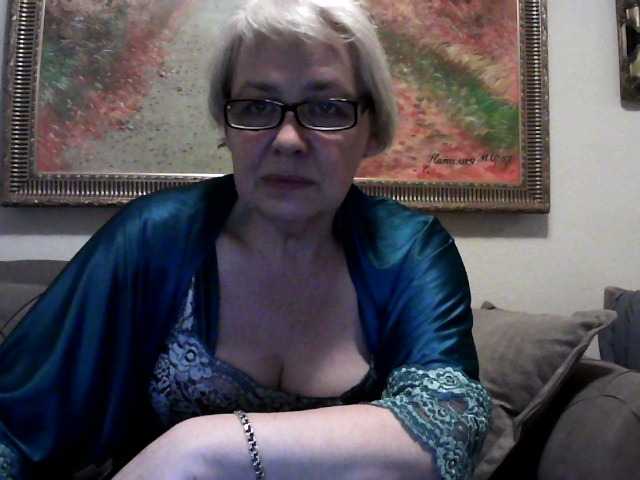 Screenshot di trasmissione ElegantBlonda