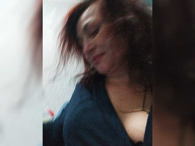 Screenshot di trasmissione Ellie_