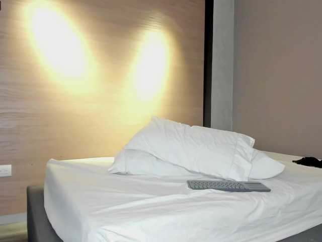 Screenshot di trasmissione Ellymonroe