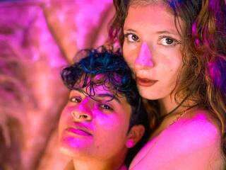 Chat video erotica MiaAndAlex