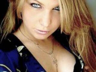 Chat video erotica emellylove