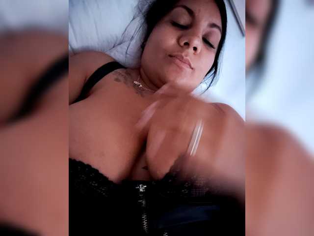 Screenshot di trasmissione Emilyhot69