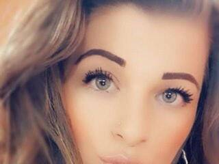 Chat video erotica EvaaHot