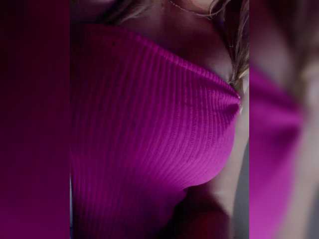 Screenshot di trasmissione EveHugs