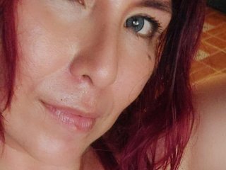 Chat video erotica Evelyn-mature19