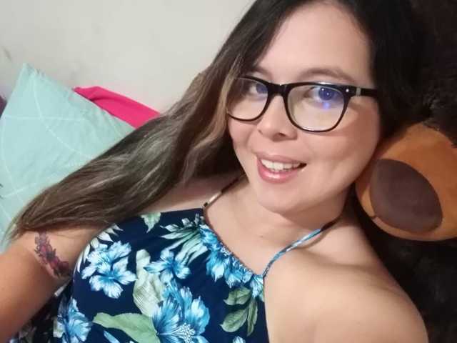 Video chat erotica Evelyn_Moon