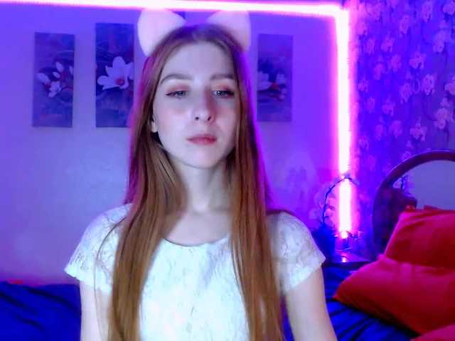 Fotografie FireShoWw hello in my room! I'm trying to break the earning record! I hope for your help! #young #teen #cute #new #toys #sexy #hot #natural #shaved #smalltits #redhair