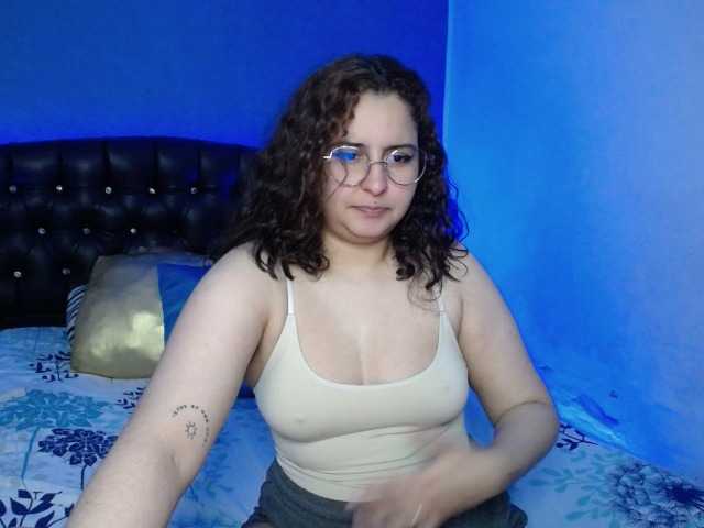 Fotografie goddesstepha1 Hi , enter if u wanna talk! Goal: GOAL: Sexy Dance #teen #lovense #boobs #cute #new -I dont do free shows xoxox