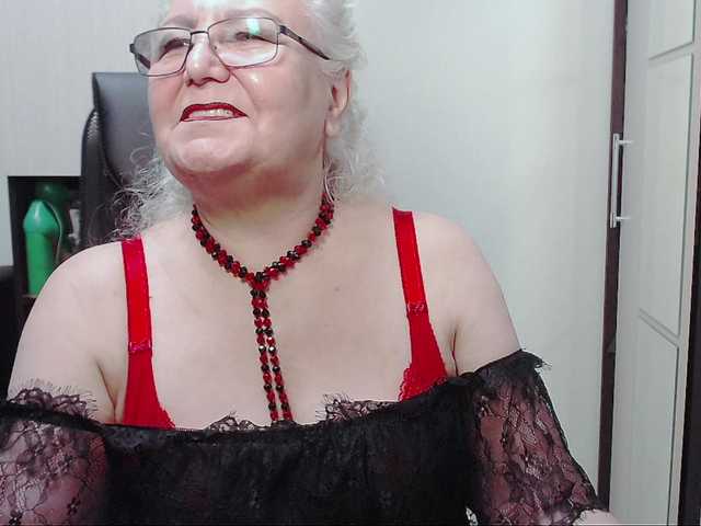 Screenshot di trasmissione GrannyWants