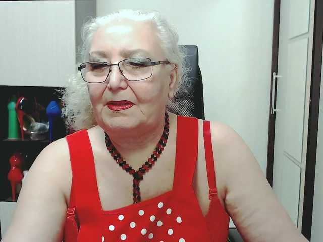 Screenshot di trasmissione GrannyWants