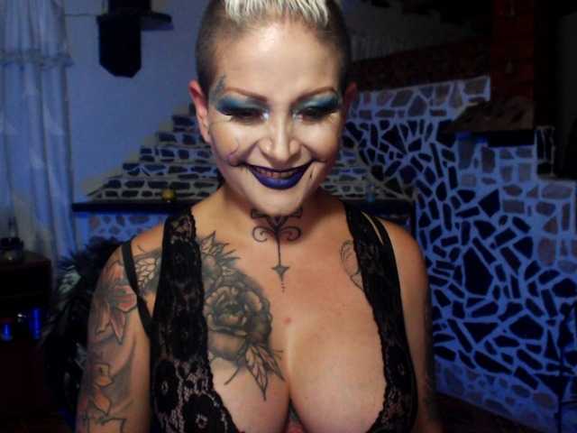 Fotografie gyanhatatho #pussy #ass #anal #squirt #oilshow #feetshow #bondage #tattoedgirl #piercedpussy #piercednipples #bigtits #bigass #latingirl #makeup #cosplay #cute