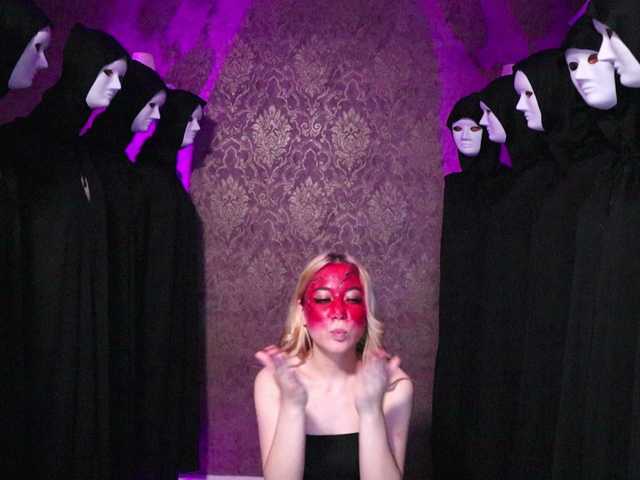 Screenshot di trasmissione HollyEmily