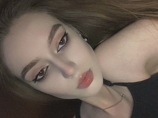 Chat video erotica HoneyJune