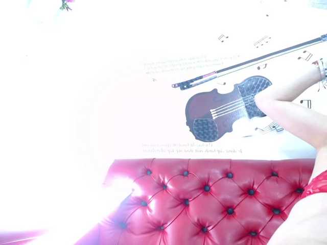 Screenshot di trasmissione HornyMilff