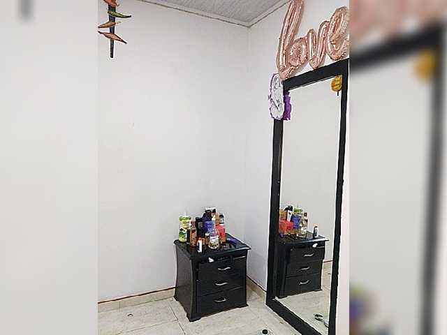 Foto del profilo HotCaroline