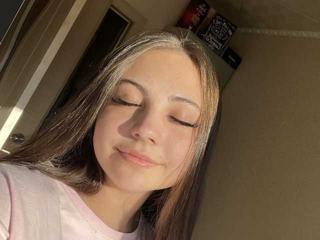 Foto del profilo IonaShay