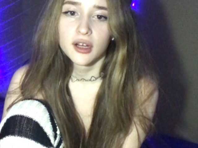 Screenshot di trasmissione Ivanka-Chan