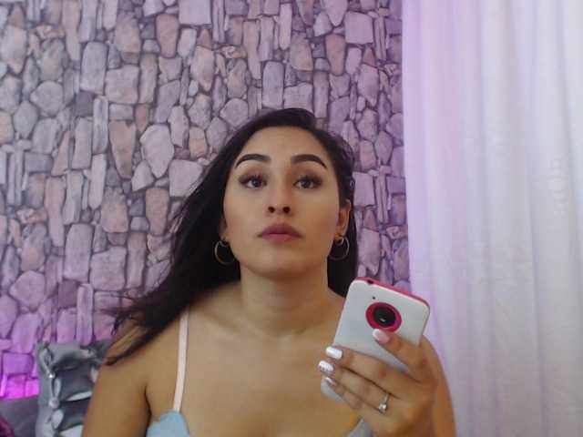 Fotografie LauraTovar "Hello guys ♣ I'm new here !!! give me a hot and wet welcome .. masturbate my pussy and cum at goal ♥
