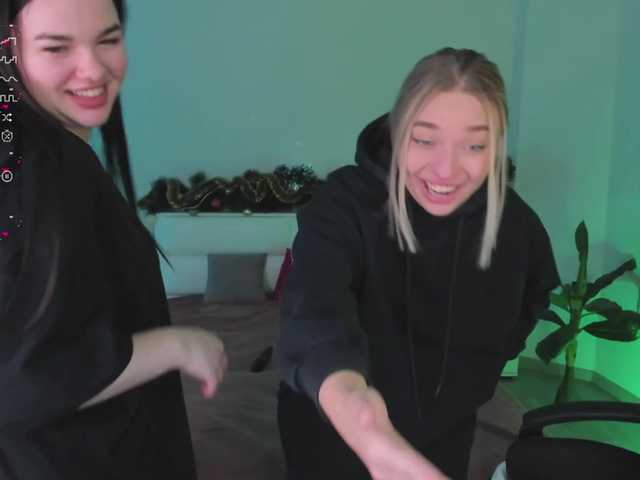 Screenshot di trasmissione jennis-charmi