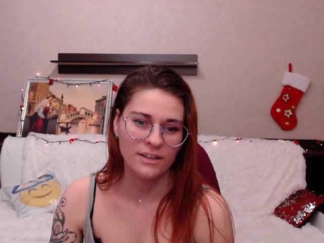 Fotografie JennySweetie do you want to see my new sexy lingerie? Join us! !!! 2020