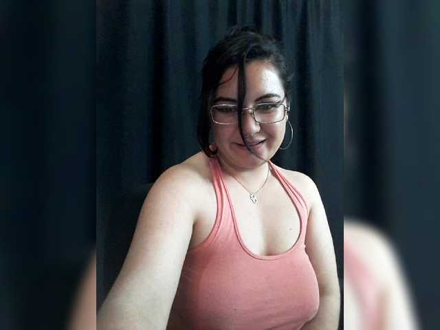 Fotografie Jesicajons94 Lush on goal 400 show fingers pussy latin girl more tip more fun