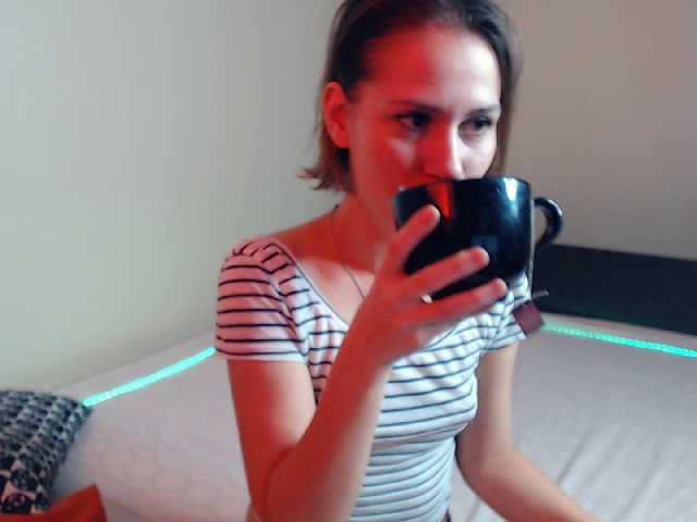 Fotografie JonaDjolpit Hey guys! DO U WANT to see the BEST natural 18 yo girl on here? 277 tkns to get me wet! CHECK OUT TIP MENU + SO MUCH MORE IN PVT