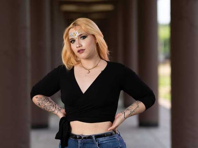 Foto del profilo JulianeMiller