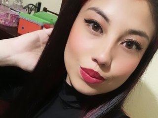 Video chat erotica Julianne-red